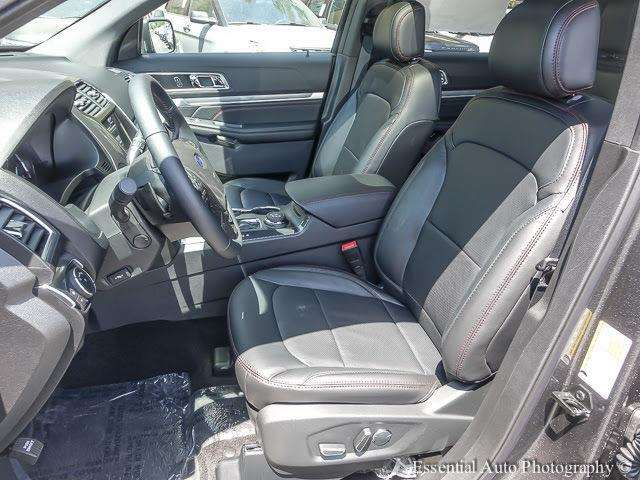 Ford Explorer 2017 photo 8